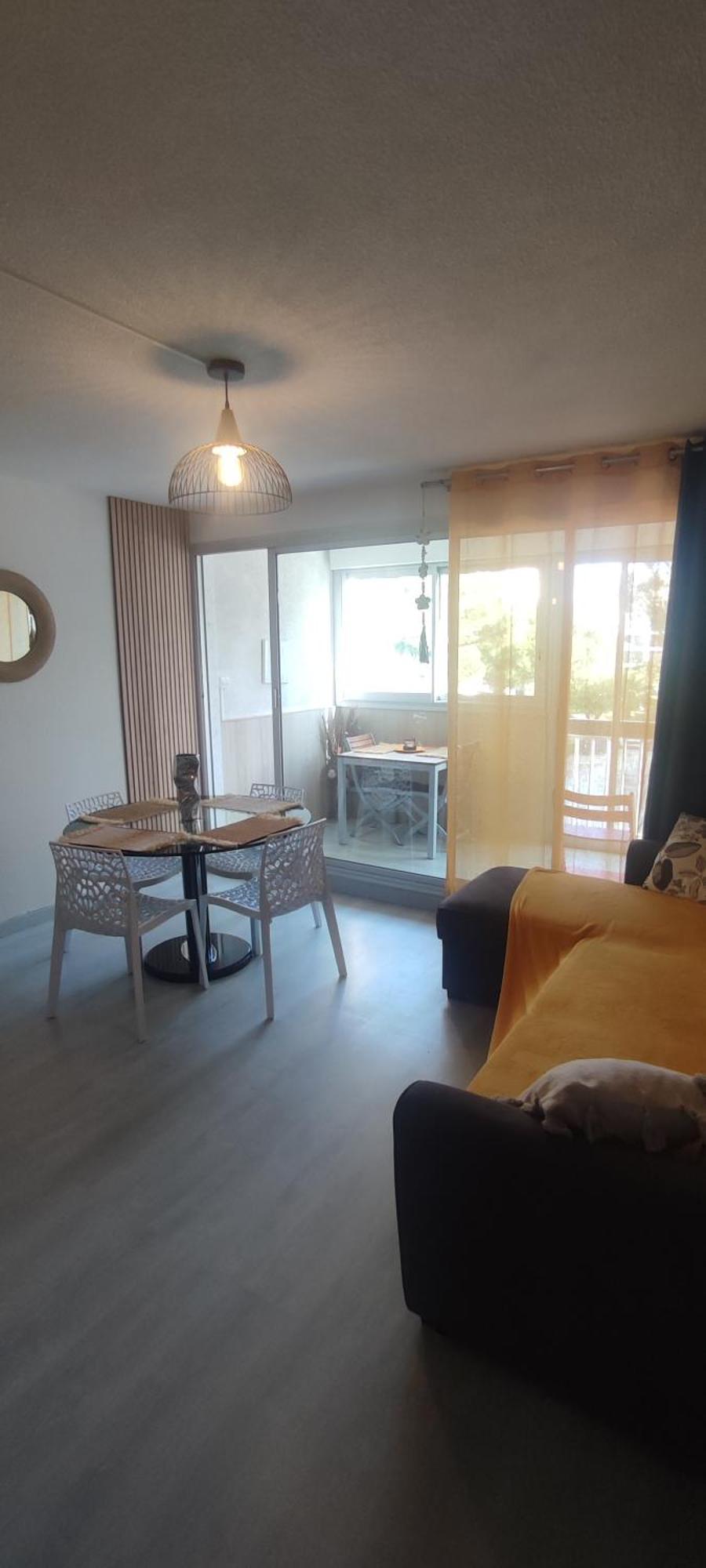 Appartement Au Pied De La Plage - Saint Cyprien Exterior photo